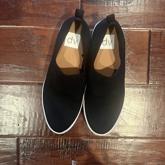 Dolce Vita black slip on shoes - barely worn - Picture 2 of 4